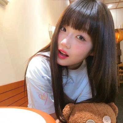 萘娅